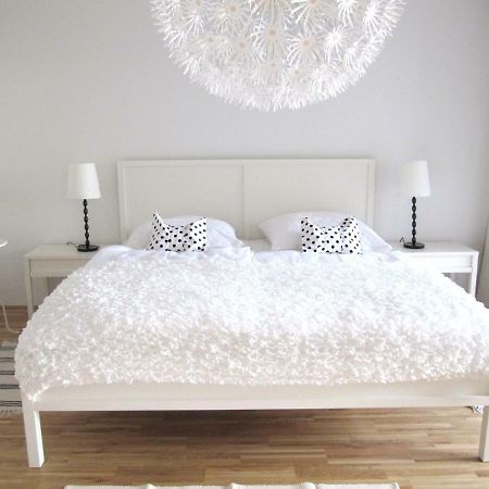 Ferienwohnung Lac 康斯坦茨 外观 照片